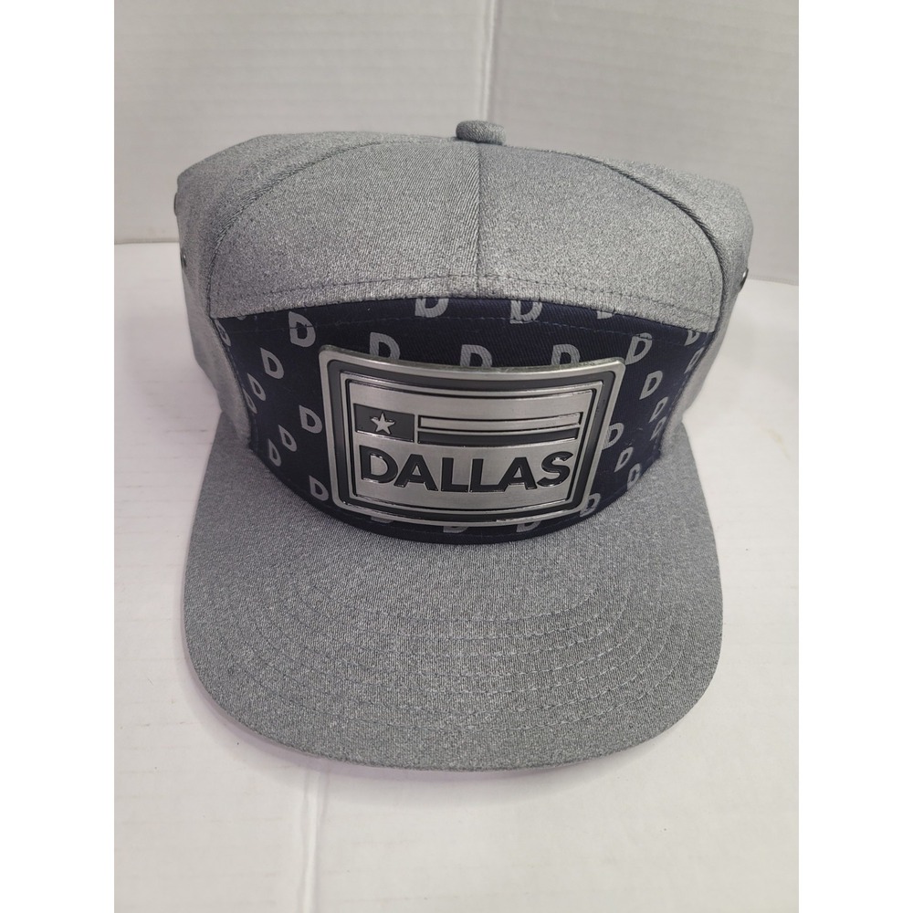 Dallas trucker hat Metal front plate. Snap back black eagle
